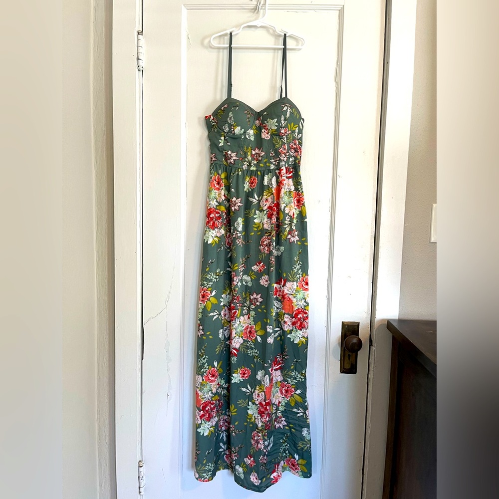 Olive green floral maxi dress S